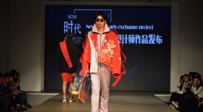 ӢW(xu)ͬ_㡱b չFĻɹ